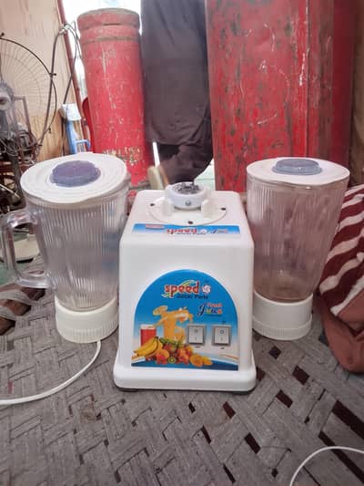 commercial juicer machine