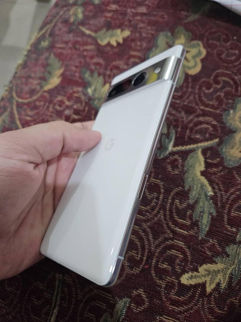 Google Pixel 7 Pro 4