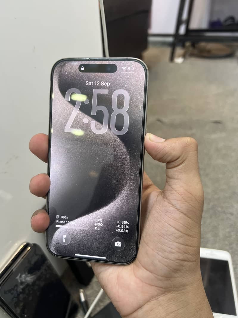 Apple iPhone 15 Pro 5
