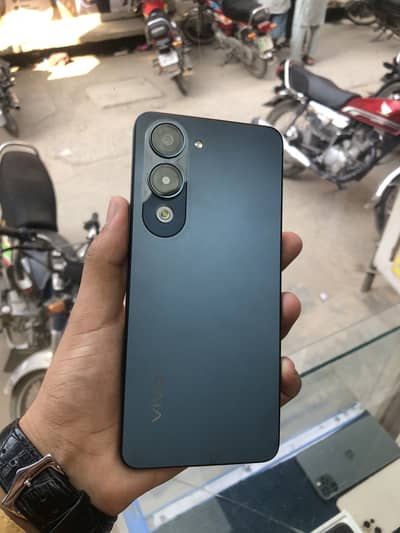 Vivo Y04