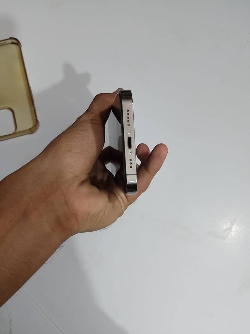 Apple iPhone 13 Pro 7