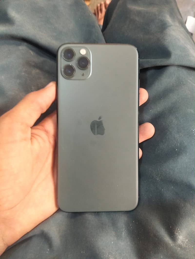 Apple iPhone 11 Pro Max 1