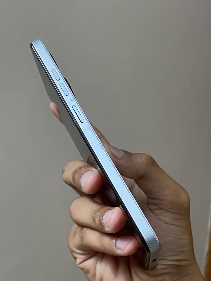 Tecno Spark 20C 4