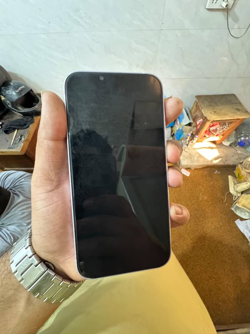 Apple iPhone 14 1