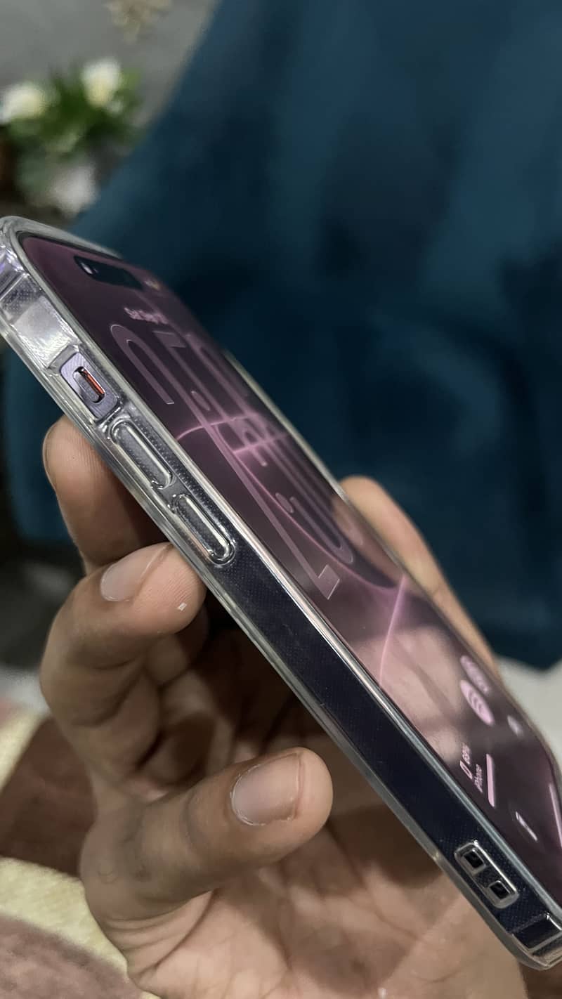 Apple iPhone 14 Pro 0
