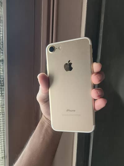 Apple iPhone 7