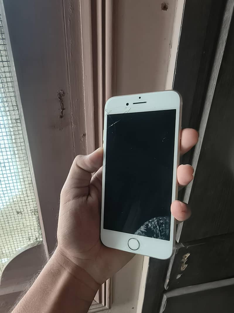 Apple iPhone 7 5