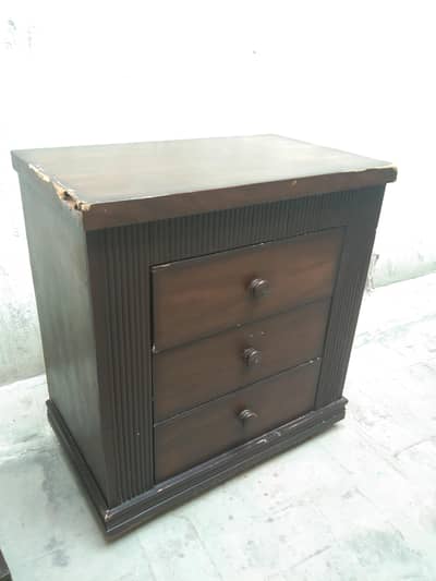 2 BedSides Table