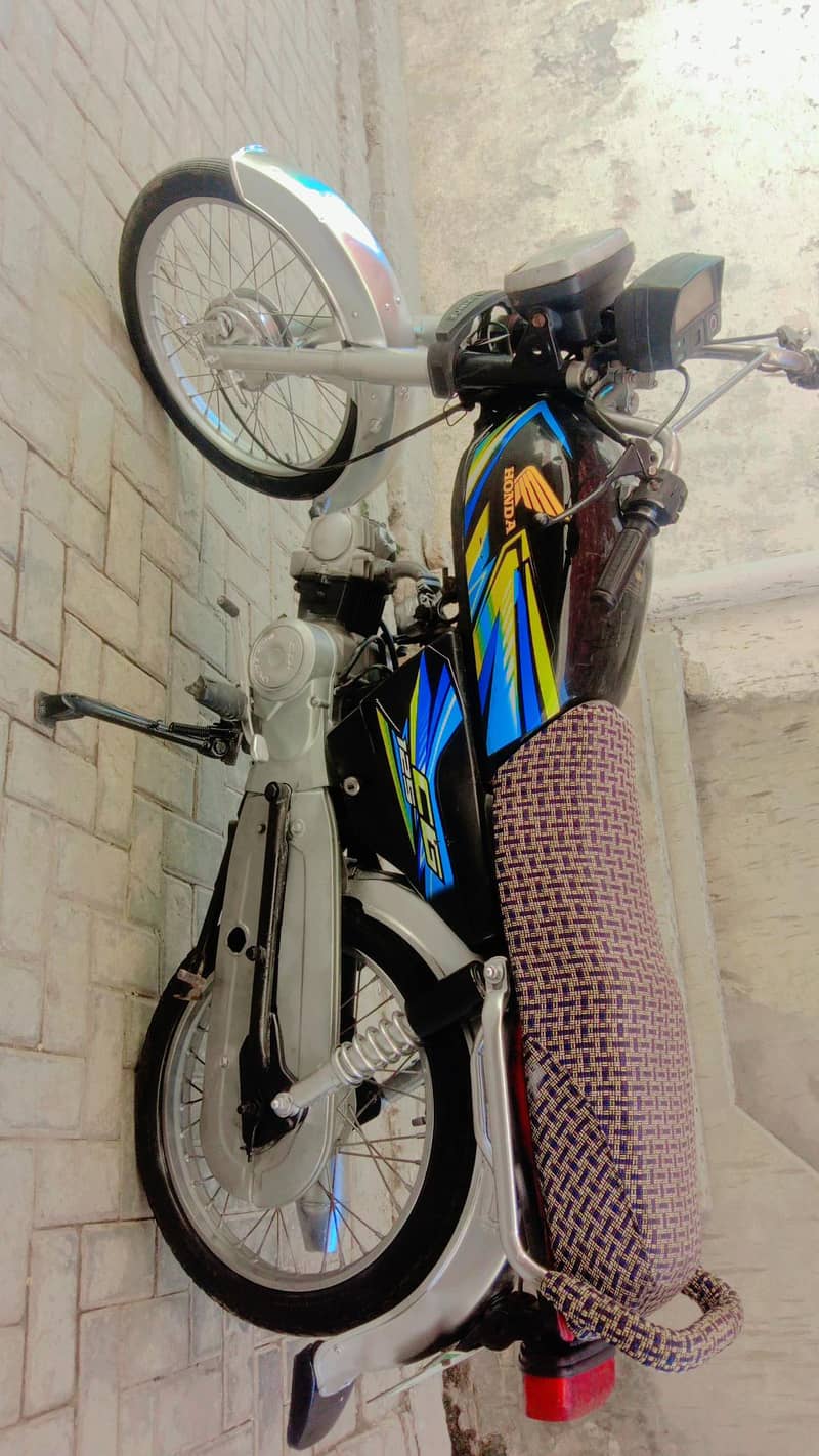 2017m 0