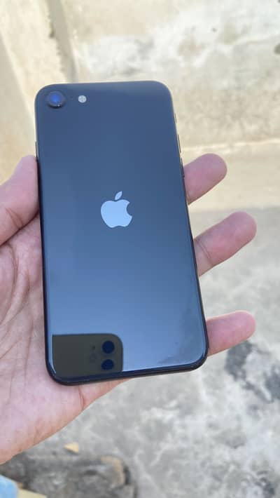 Apple iPhone SE
