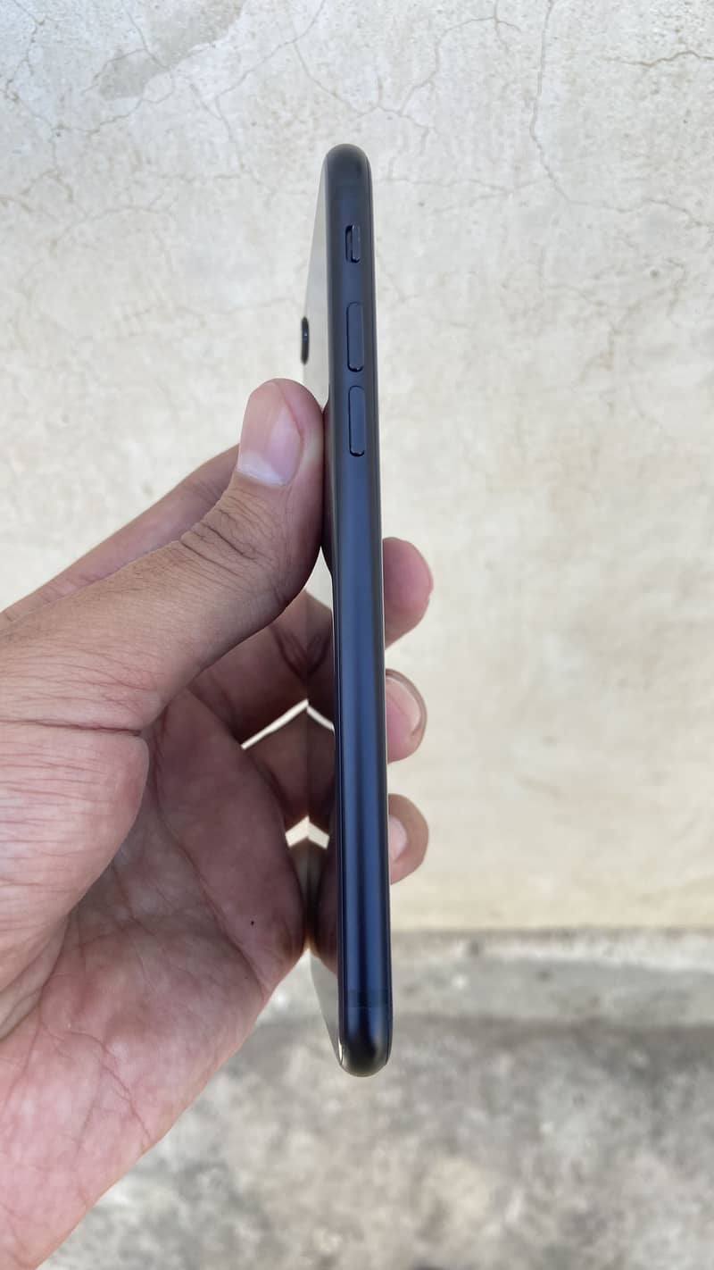 Apple iPhone SE 4