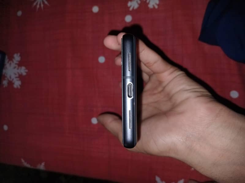 Google Pixel 7 5