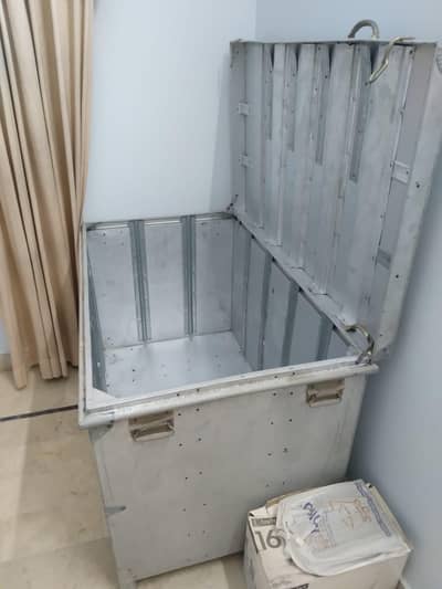 storage trunk