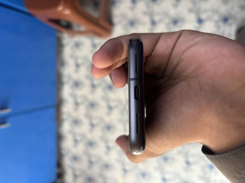 Google Pixel 8 2