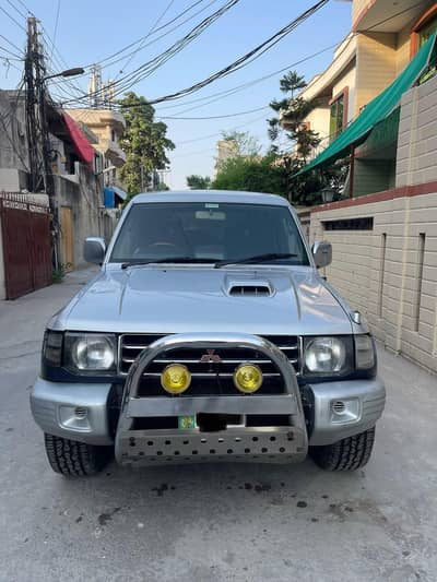 Mitsubishi Pajero 1993