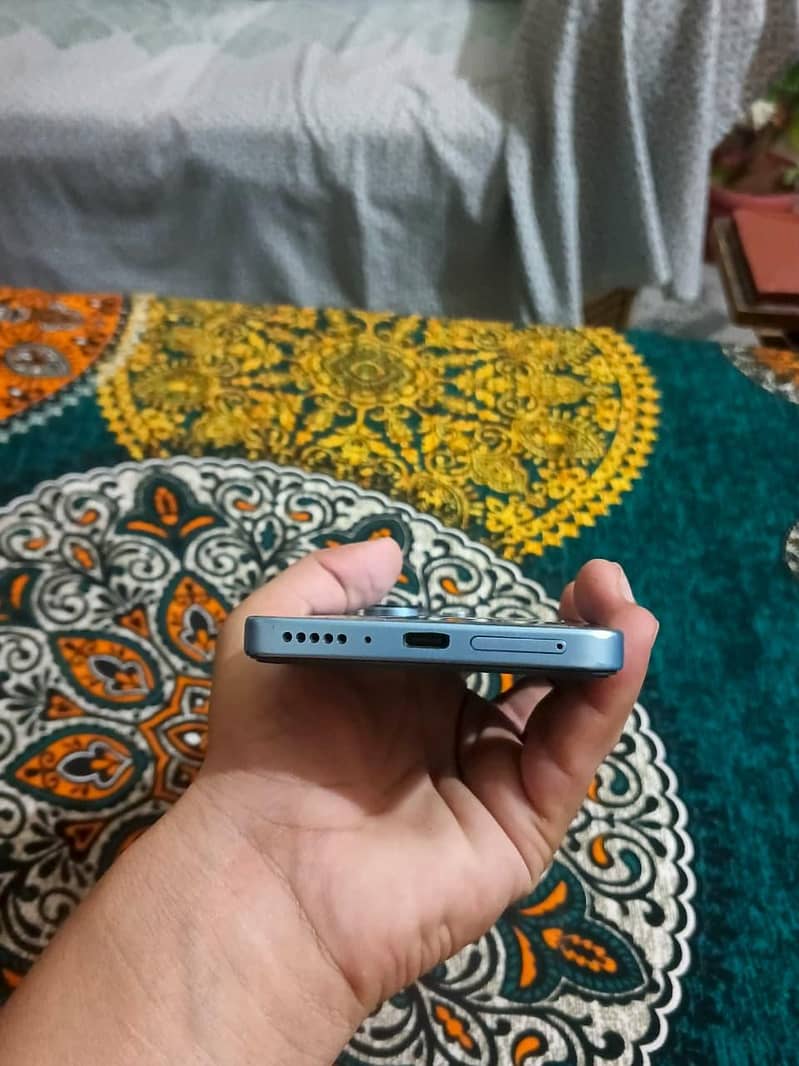 Xiaomi Redmi Note 13 2