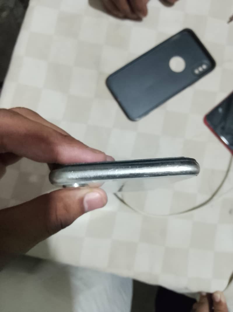 Apple iPhone X 7