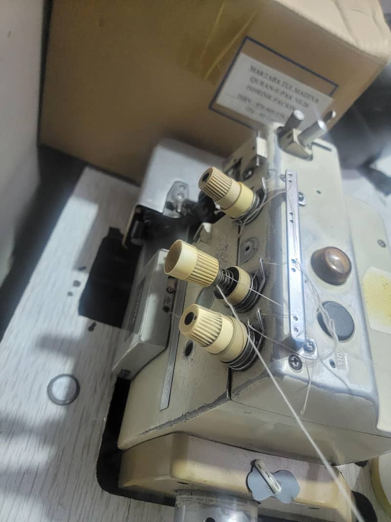 over lock machine 6