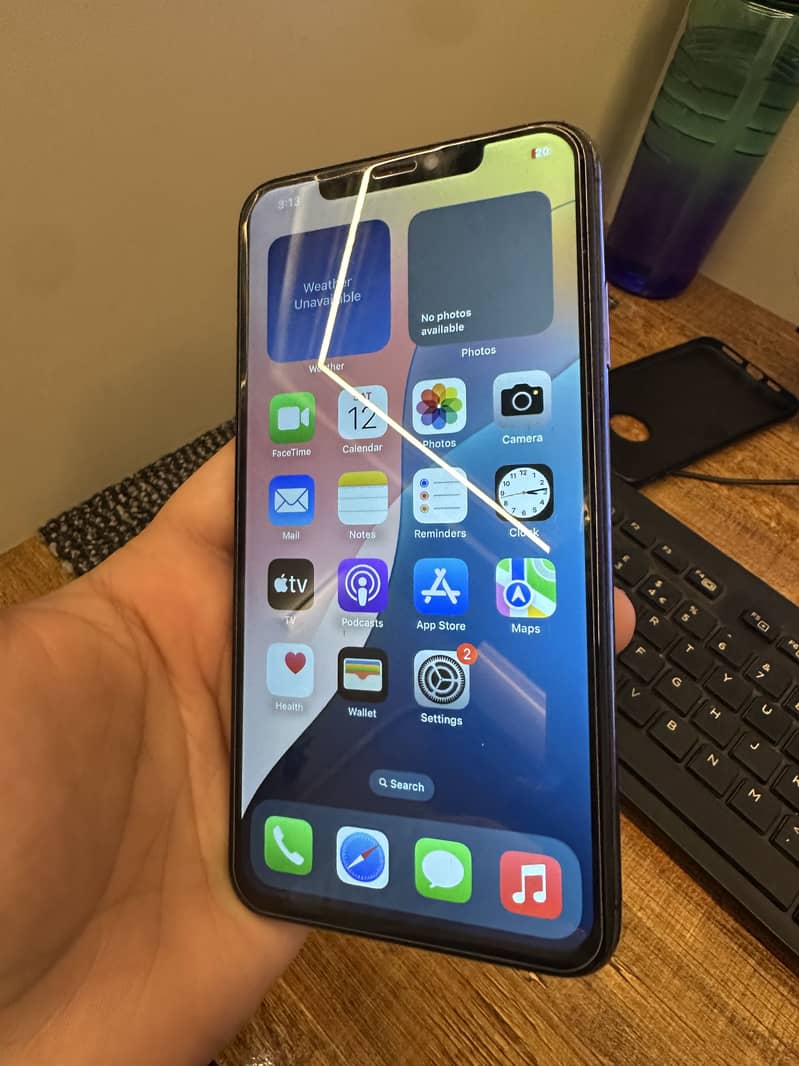 Apple iPhone XS Max 0