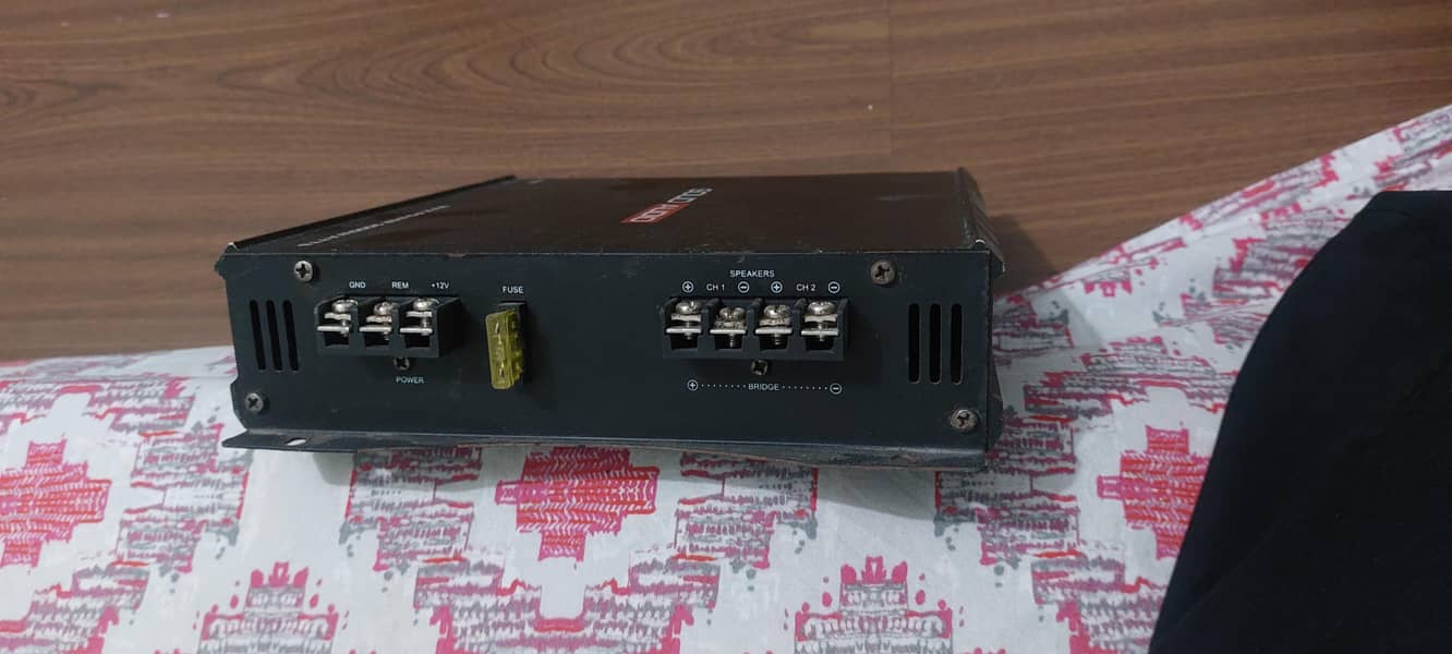 SOLID AUDIO 2 Channel Amplifier 3