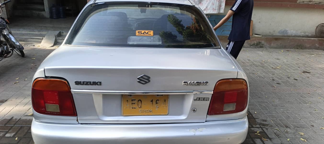 Suzuki Baleno 2003 4