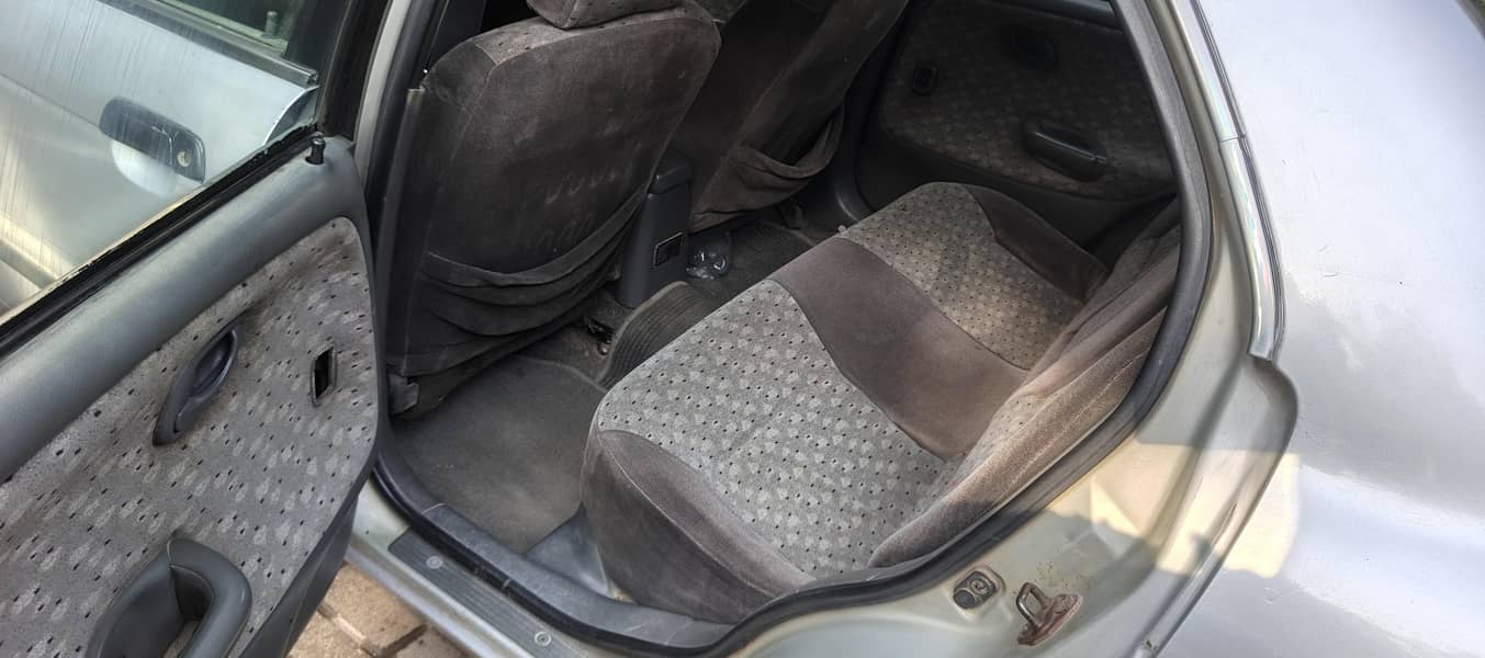 Suzuki Baleno 2003 6