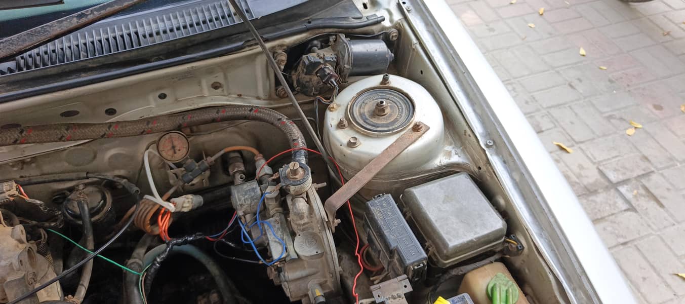 Suzuki Baleno 2003 8