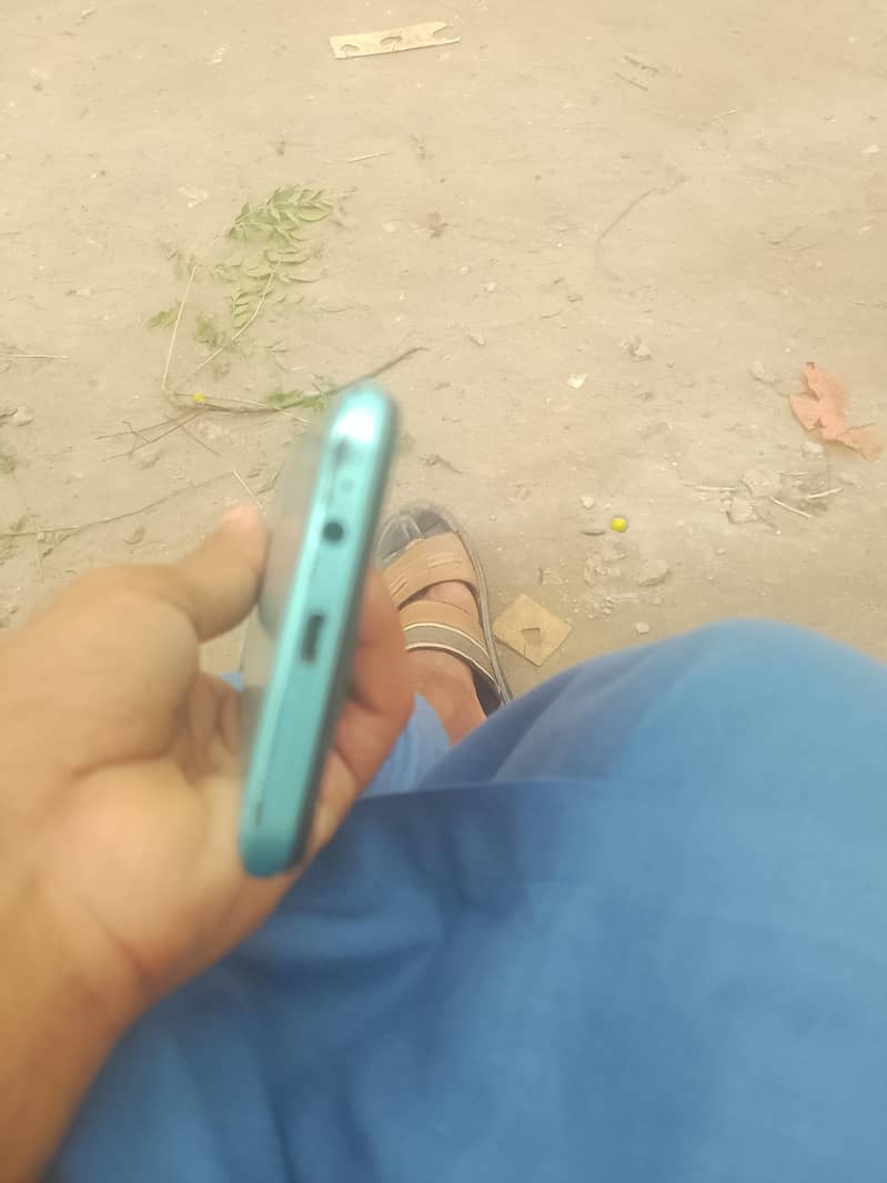 Infinix hot 10i 2