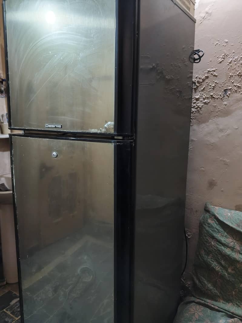 pel fridge 0