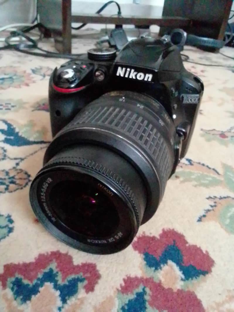 Nikon D3300 NO ISSUES 4