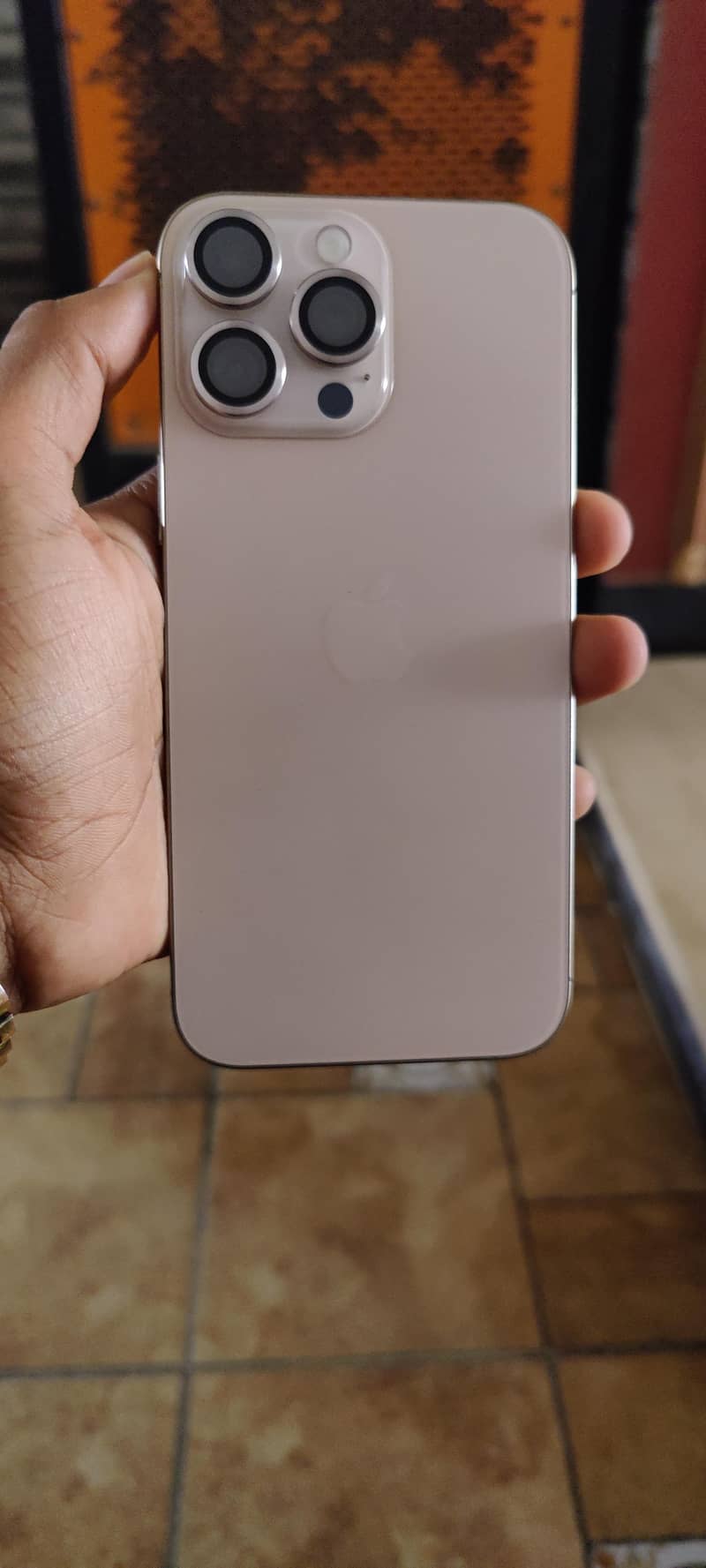 Apple iPhone 16 Pro Max 5