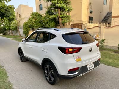 MG ZS 2021