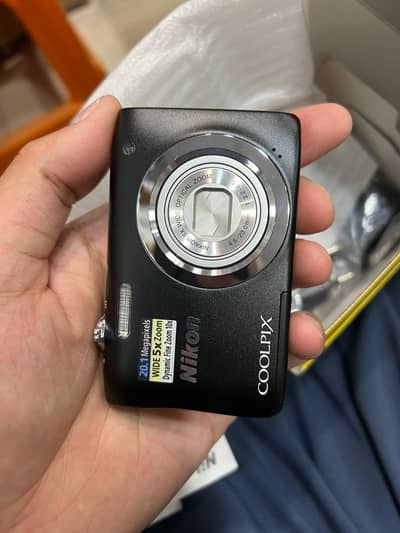 Nikon A-100 camera