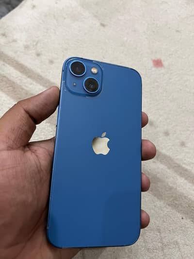Apple iPhone 13