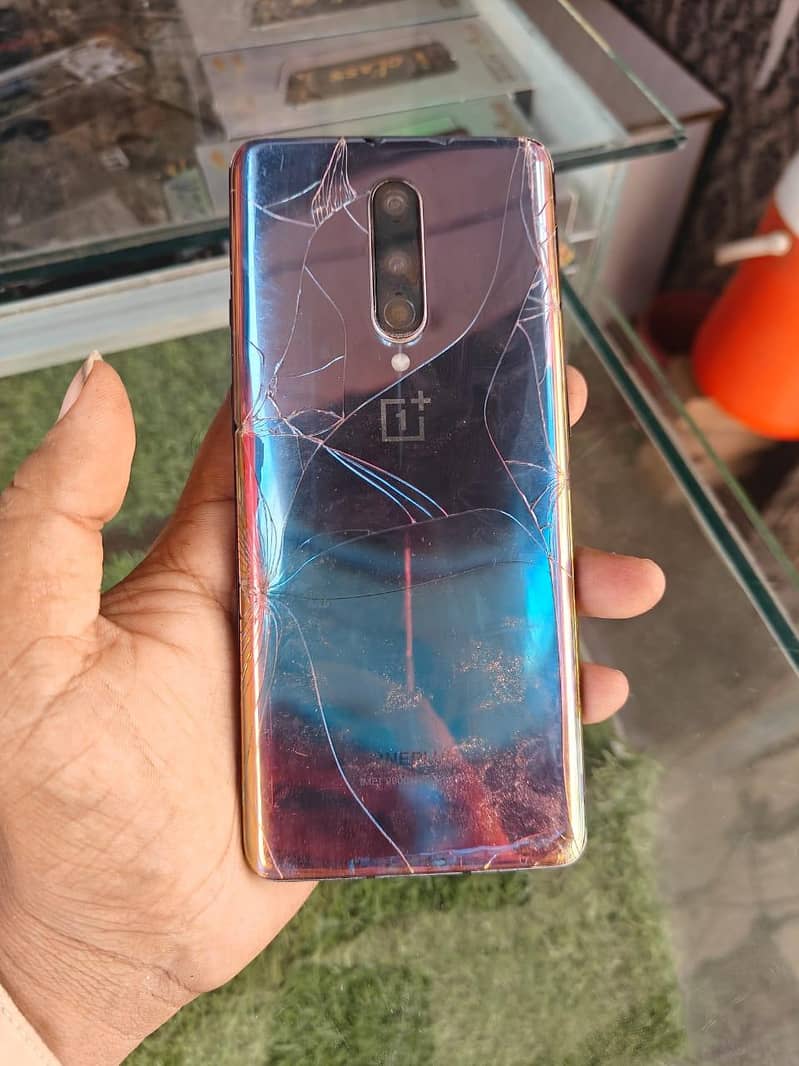 One Plus 8 UW 1