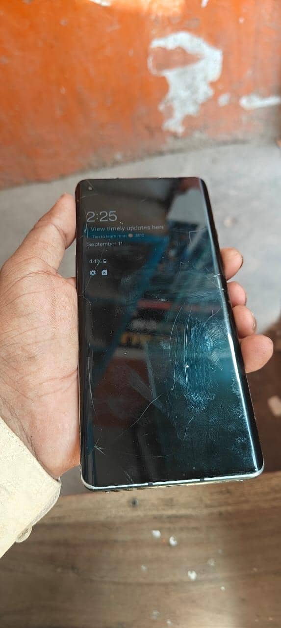 One Plus 8 UW 5