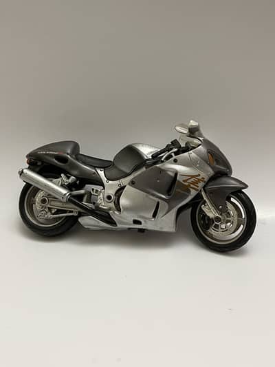 Toy Cars and Motorcycle (Hotwheels and Maisto)