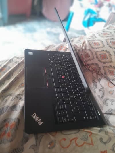 Lenovo thinkpad core i3 7th gen