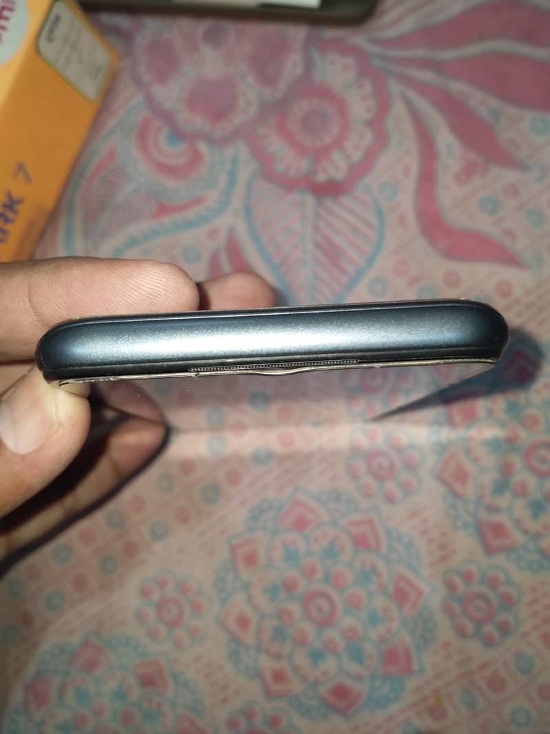 Tecno Spark 7 5