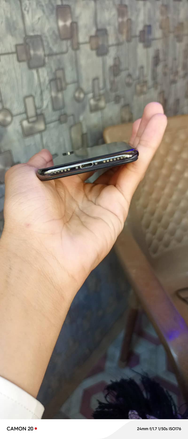 Apple iPhone X 3