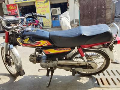 Honda cd 70 urgent sale condition 10 by 8