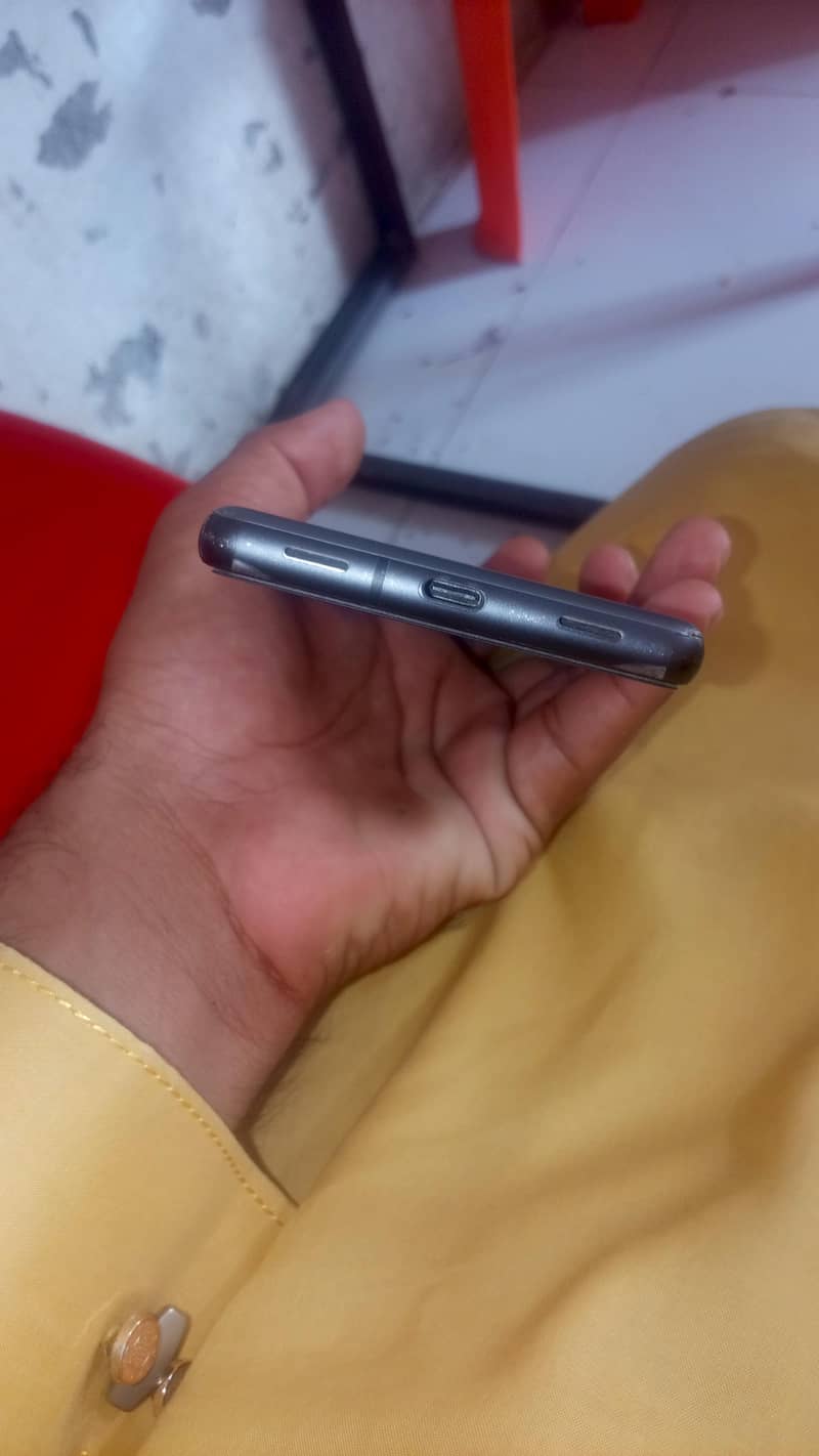 Google Pixel 7a Only Ex With iphone 2
