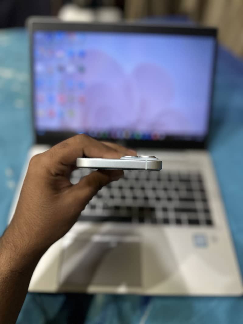 Apple iPhone 15 3