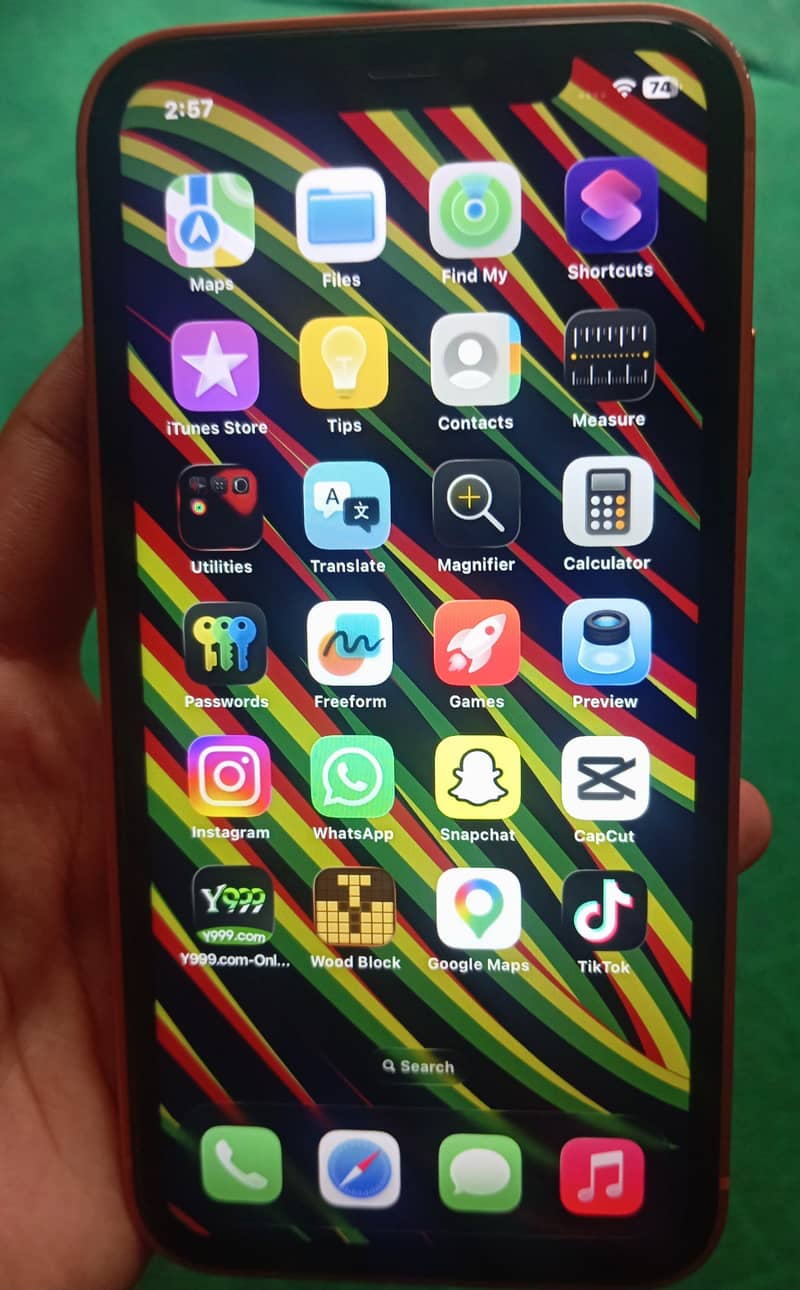 Apple iPhone 11 3