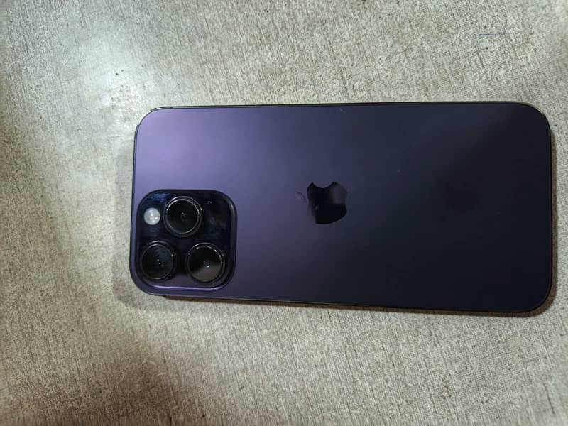 Apple iPhone 14 Pro Max 0