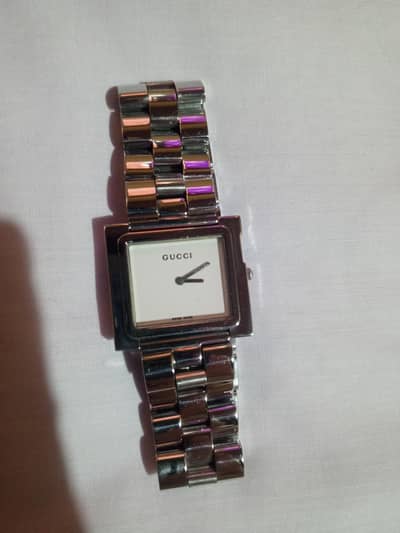 women watch model  3600 steeliness vantage
