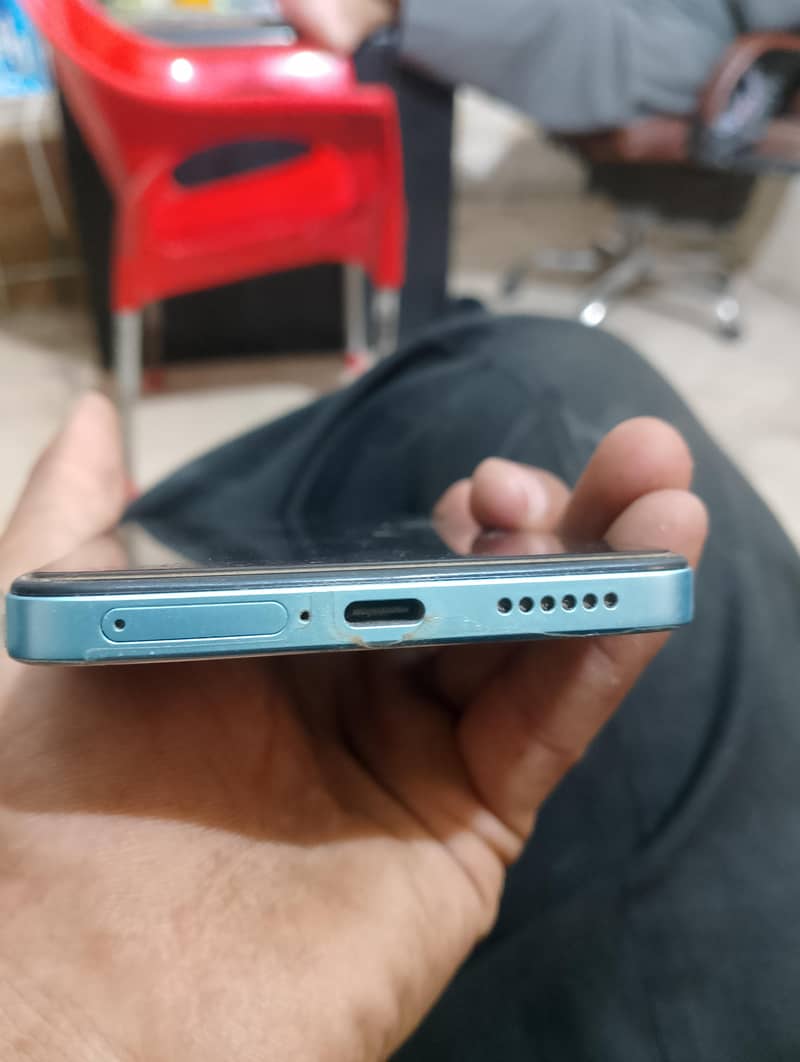 Xiaomi Redmi Note 13 Pro 4