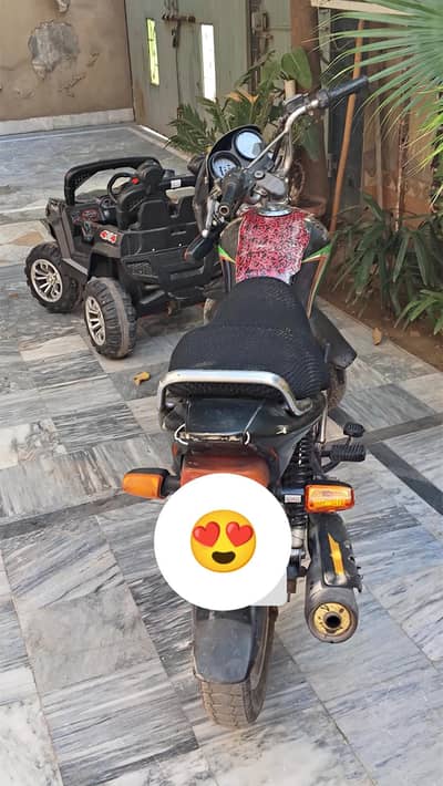 Honda 125 Deluxe euro 2