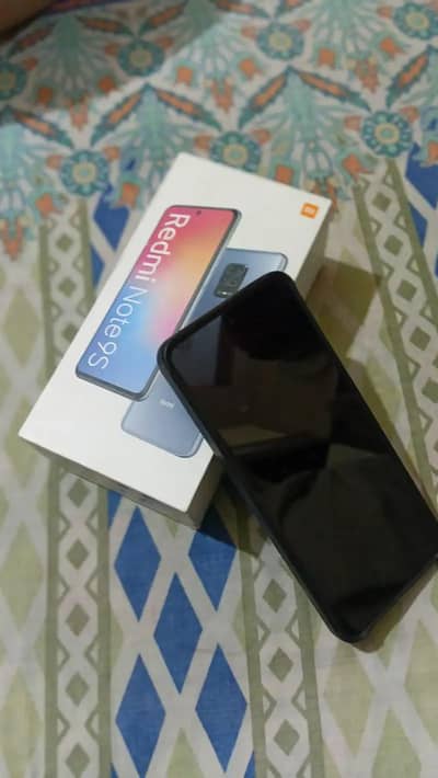Xiaomi Redmi Note 9S comol
