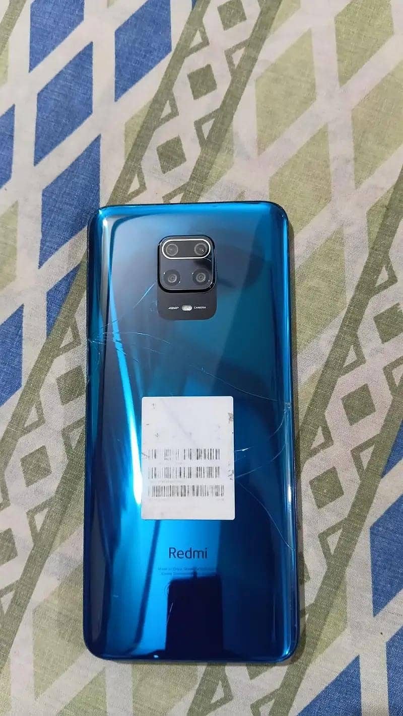 Xiaomi Redmi Note 9S comol 3